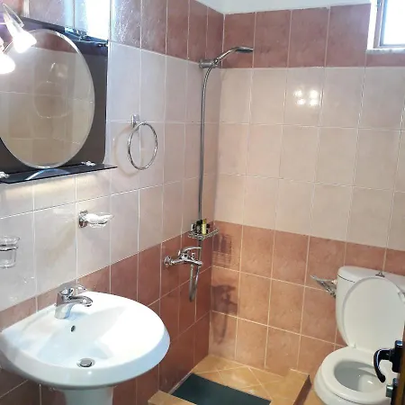 Familiar Apartments!near The & Butrinti Lake! Apartment Ksamil