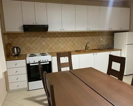 Lejlighed Familiar Apartments!near The & Butrinti Lake!