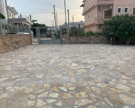 Familiar Apartments!near The & Butrinti Lake! Ksamil