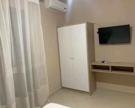 Lejlighed Familiar Apartments!near The & Butrinti Lake!