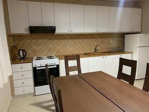 아파트 Familiar Apartments!near The & Butrinti Lake!