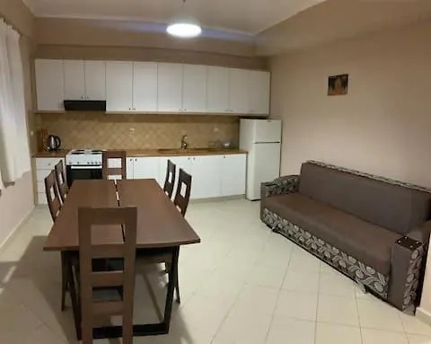 Familiar Apartments!near The & Butrinti Lake! 아파트 *